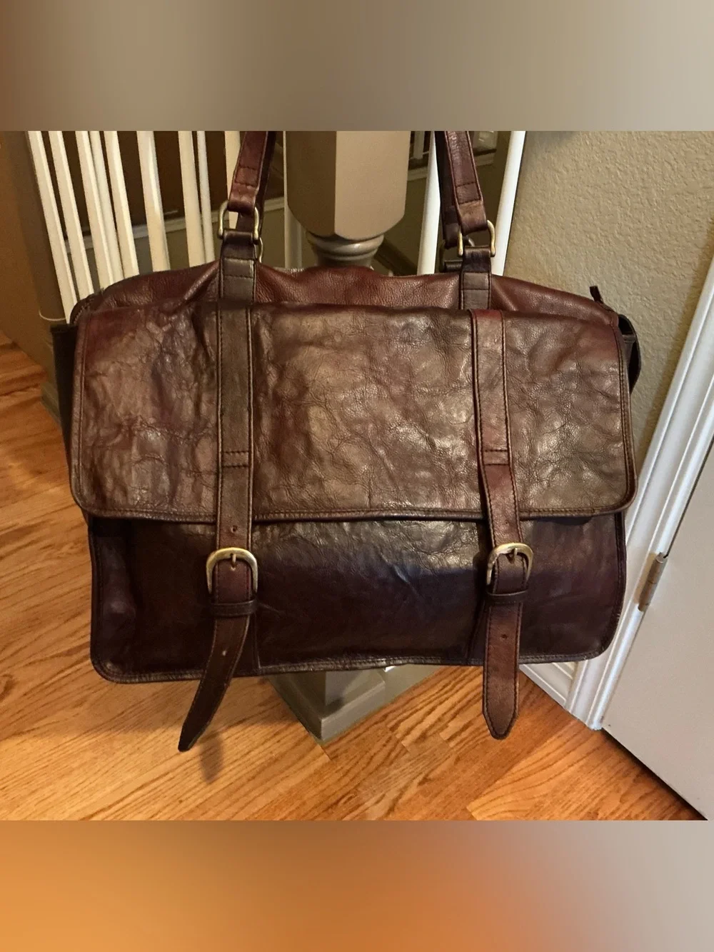 Vintage Genuine Leather Dark Brown Messenger Satchel Work Bag Made in India 20”